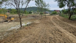 În Tăuții Măgherăuș continuă lucrările la proiectul de amenajare a zonei Lac Hoșteze