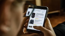 Noi reguli vamale în România: crește costul comenzilor online din afara UE