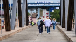Veste bună, podul istoric de peste Tisa rămâne deschis pentru pietoni și urgențe