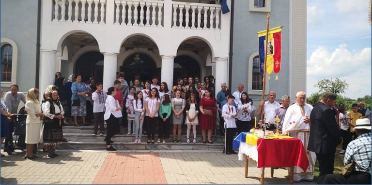 Moment de reculegere și poezie în cinstea eroilor în Coaș