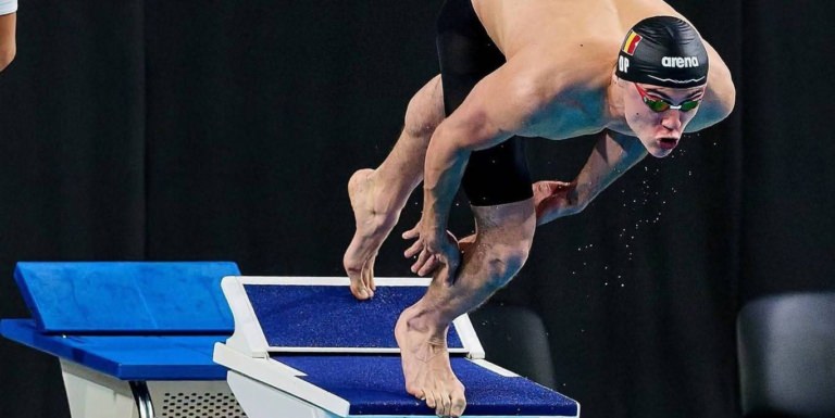 David Popovici, cel mai rapid în serii la 50 m liber la Roma! Românul a înotat în 21,92 secunde