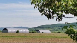 Construcțiile ridicate pe terenuri agricole fără aprobări ar putea fi legalizate
