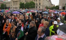 Proteste masive la Budapesta, scandări și mesaje dure la adresa premierului Péter Magyar