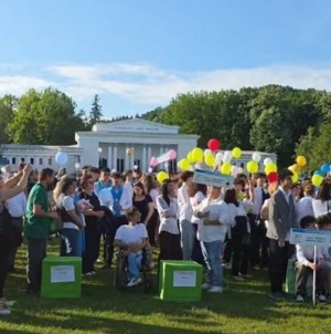 Tinerii absolvenți din Maramureș pot primi până la 27.000 de lei dacă se angajează după școală