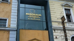 Pe 9 iunie 2005, la Memorialul Sighet a fost inaugurată sala „Poezia în închisoare”