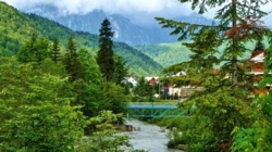 Suspiciuni de fraudă în turism: elevi și profesori, implicați într-un caz investigat în Maramureș