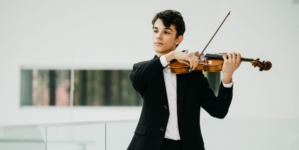 Alexandru Sabo, elev al Colegiului de Arte Baia Mare, selectat în Orchestra Junior a României după o audiție națională