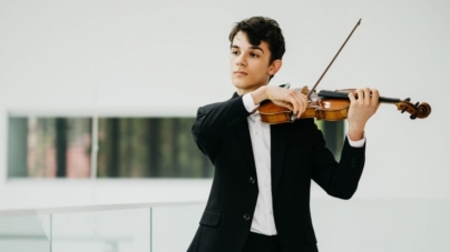 Alexandru Sabo, elev al Colegiului de Arte Baia Mare, selectat în Orchestra Junior a României după o audiție națională