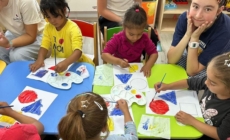 Energie și sprijin în centrele sociale băimărene: Voluntarii americani, alături de copii pe perioada verii