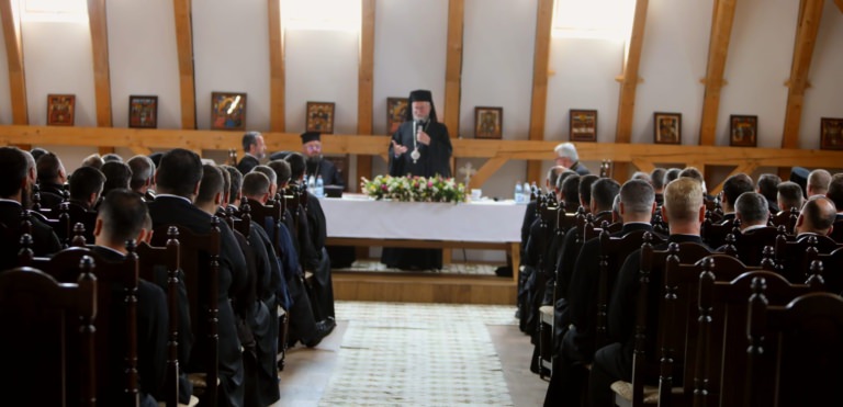 Încep conferințele preoțești în Episcopia Ortodoxă a Maramureșului și Sătmarului