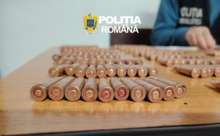 Aproape 500 de cartușe ridicate de polițiști în urma a trei percheziții desfășurate în Sighet