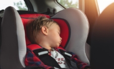 Semnal de alarmă: Nu lăsați copiii singuri în autoturism în perioadele cu temperaturi ridicate!