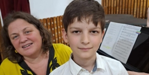 Paul Zaharescu, elev al Colegiului de Arte Baia Mare, serie impresionantă de premii la concursurile de pian