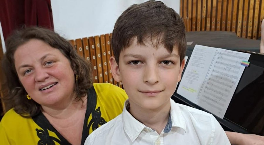 Paul Zaharescu, elev al Colegiului de Arte Baia Mare, serie impresionantă de premii la concursurile de pian