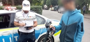 O femeie a ajuns la spital după ce a fost lovită de o trotinetă electrică pe o pistă de biciclete din Baia Mare