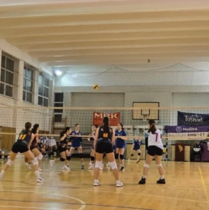 Înscrieri la volei, la Fabrica de Campioni