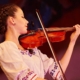 Georgiana Cenan-Pintzoi, violonistă a Ansamblului Folcloric Național „Transilvania”, își serbează ziua de naștere