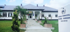 Școala Gimnazială „Florea Mureșanu” Suciu de Sus, în sărbătoare: Un arc peste timp între generații și tradiție