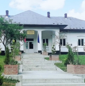Școala Gimnazială „Florea Mureșanu” Suciu de Sus, în sărbătoare: Un arc peste timp între generații și tradiție