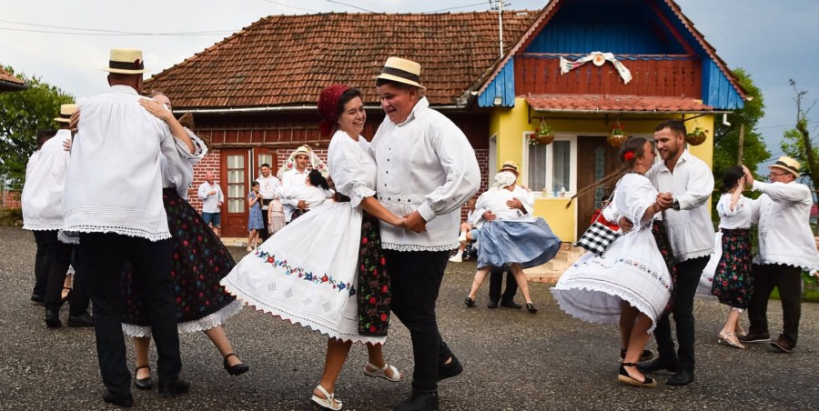 Comunitatea se reunește la ediția a III-a a „Jocului în Groși”