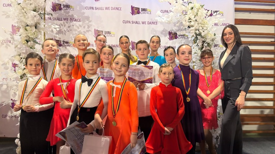 Tabăra de Vară Galactic Dance: Distracție pe ritmul muzicii pentru copiii din Baia Mare