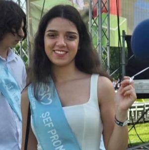 Melisa Danciu, șefa de promoție a Colegiului Național „Gheorghe Șincai” Baia Mare, pe primul loc la nivel județean la Bacalaureat