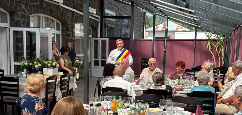 „Nunta de Aur”: Cuplurile din Tăuții-Măgherăuș care împlinesc 50 de ani de căsnicie vor fi sărbătorite