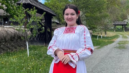 Muzeograf Gabriela Filip își sărbătorește ziua de naștere