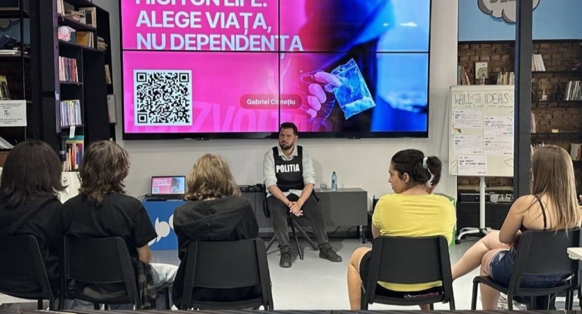 Întâlnire de dialog pentru tineri la Zbor Hub Baia Mare: Prevenirea și combaterea traficului de persoane