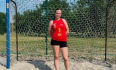 Sportiva Ionela Frișta din Baia Mare reprezintă țara noastră la Campionatul European de Beach Handball Junioare din Croația