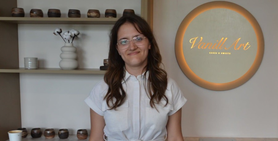Carina Dunca din Fărcașa: cofetăria, de la pasiune la brand local
