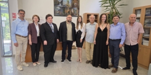 Doctoranzii Ingrid Orosz și Anton Mihiș au susținut cu succes tezele de doctorat la Facultatea de Litere din Baia Mare