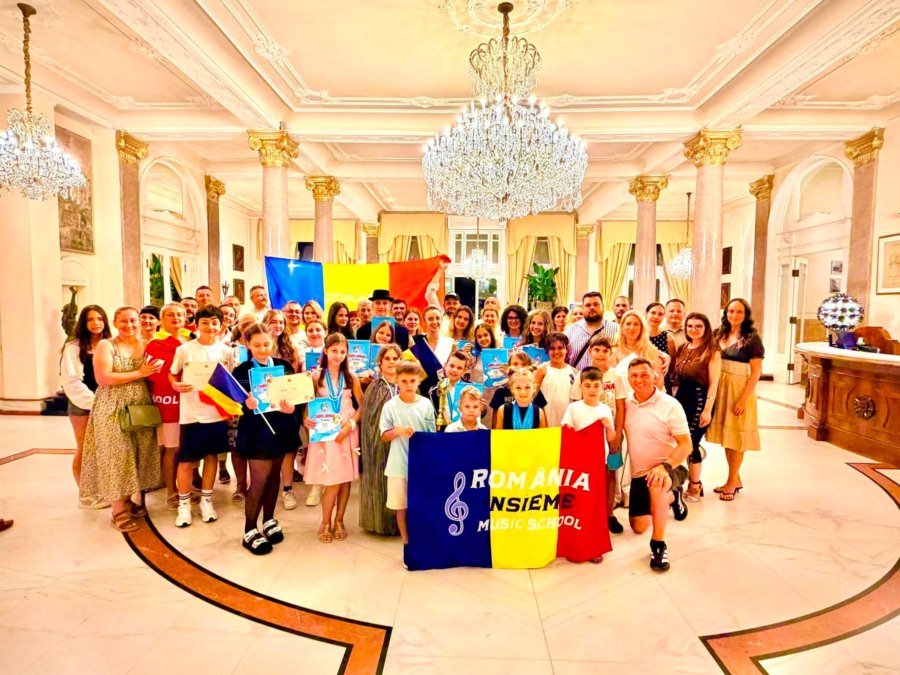 Insieme Music School din Baia Mare a cucerit scena internațională și Marele Premiu al Festivalului Internațional Magia Italiana din Rimini