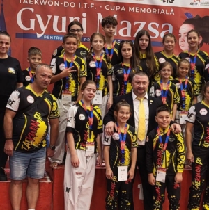 26 de medalii pentru ACS Dragonul Baia Mare la Cupa Memorială „Gyuri Mazsa” din Cluj-Napoca