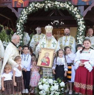 Preasfințitul Părinte Episcop Iustin a sfințit capela de cimitir a Parohiei Ortodoxe Satu Nou de Jos