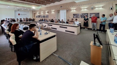 Un grup de studenți de la Universitatea din București, în practică la Primăria Sighetu Marmației