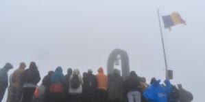 Tradiție și comemorare la 1839 metri: „Sărbătoarea Munților Țibleș” a adunat participanți de toate vârstele