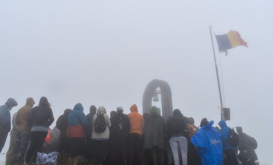 Tradiție și comemorare la 1839 metri: „Sărbătoarea Munților Țibleș” a adunat participanți de toate vârstele