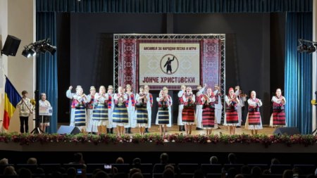 Ansamblul „Doina Chioarului” din Șomcuta Mare a impresionat la Festivalul Internațional de Folclor din Macedonia