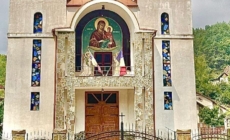 Biserica Ortodoxă „Sfânta Ana” din Ferneziu își serbează hramul