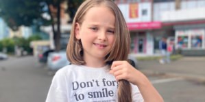 Bunătatea nu are vârstă: Micuța Petra din Baia Mare și-a donat părul pentru a aduce speranță unei paciente oncologice