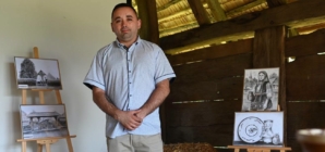 Expoziția „Amintiri din sat”, semnată de Horațiu Crișan, vernisată la Muzeul Maramureșan din Sighetu Marmației