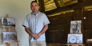 Expoziția „Amintiri din sat”, semnată de Horațiu Crișan, vernisată la Muzeul Maramureșan din Sighetu Marmației
