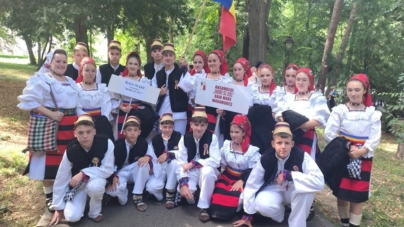 Ansamblul „Hori și joc” al Palatului Copiilor Baia Mare, apreciat la Festivalul Internațional de Folclor „Carpatica Deva”