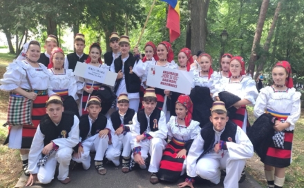 Ansamblul „Hori și joc” al Palatului Copiilor Baia Mare, apreciat la Festivalul Internațional de Folclor „Carpatica Deva”