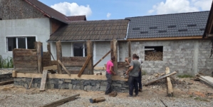 Au început lucrările de restaurare la Casa Memorială „Stan Ioan Pătraș” din Săpânța