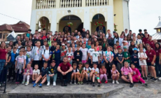 Caravana Tinerilor Creștini Ortodocși continuă în Maramureș și adună sute de tineri în jurul credinței și prieteniei