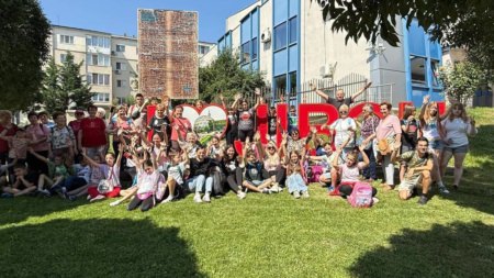 Activități intergeneraționale de vacanță pentru beneficiarii centrelor sociale din Baia Mare