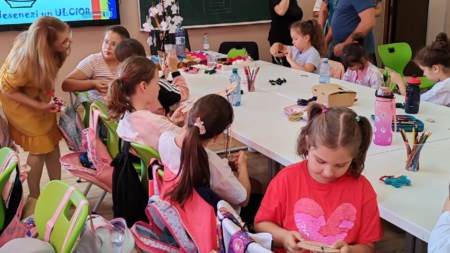 Tabără de vară la Fărcașa: patru zile de învățare, joacă și aventură pentru zeci de copii