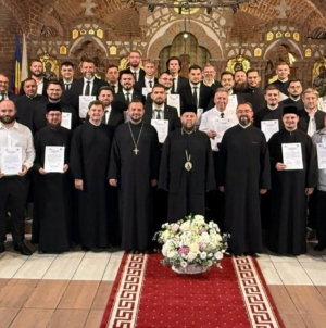 Absolvenții programului de masterat în Domeniul de Teologie Ortodoxă au susținut lucrările de disertație și au depus Jurământul de credință